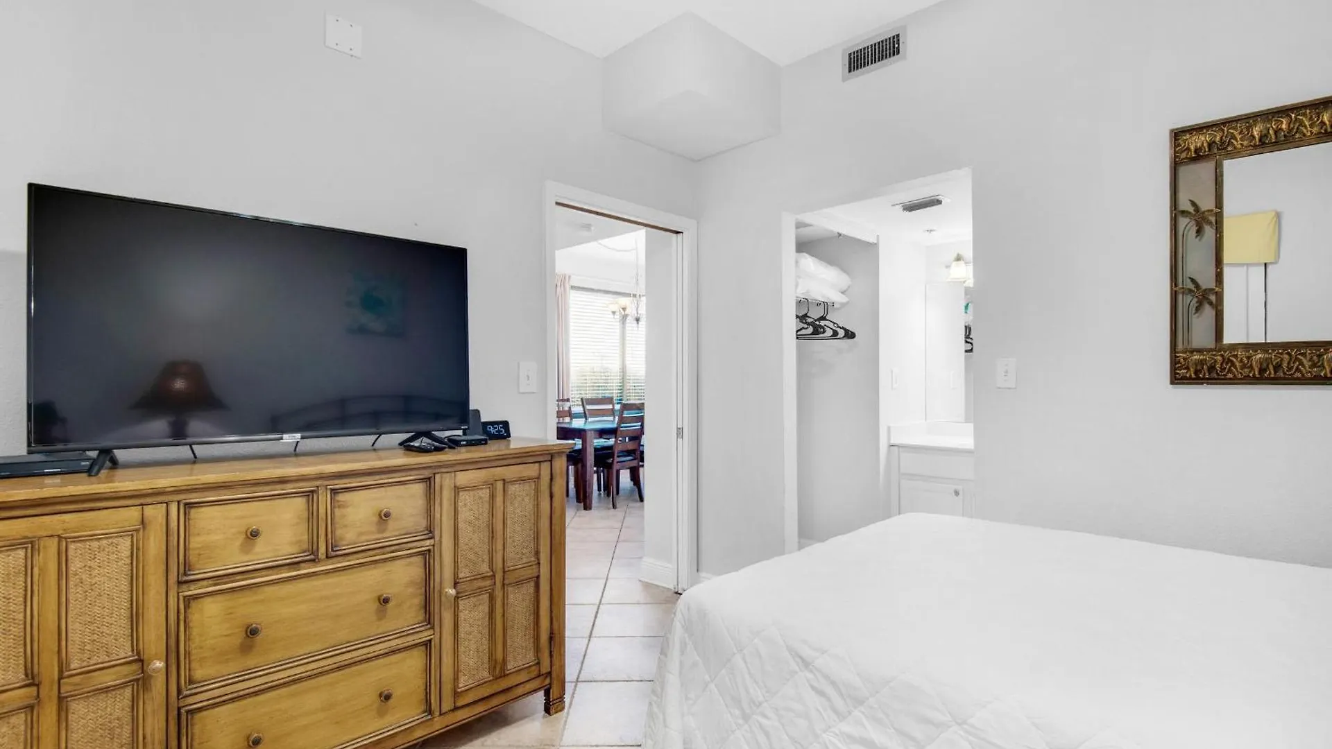 Sundestin 101 Apartment